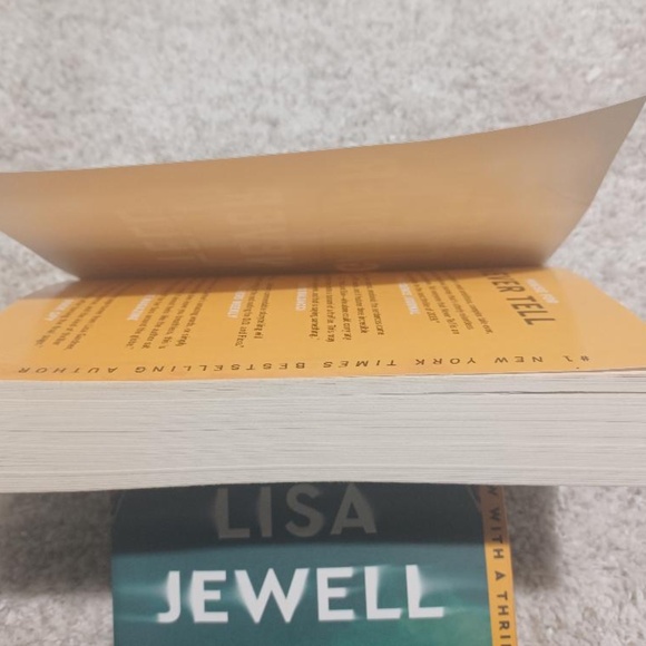 NEVER TELL by Lisa Gardner - Picture 4 of 4